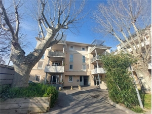 t3 à la vente -   84000  AVIGNON, surface 63 m2 vente t3 - UBI480101816